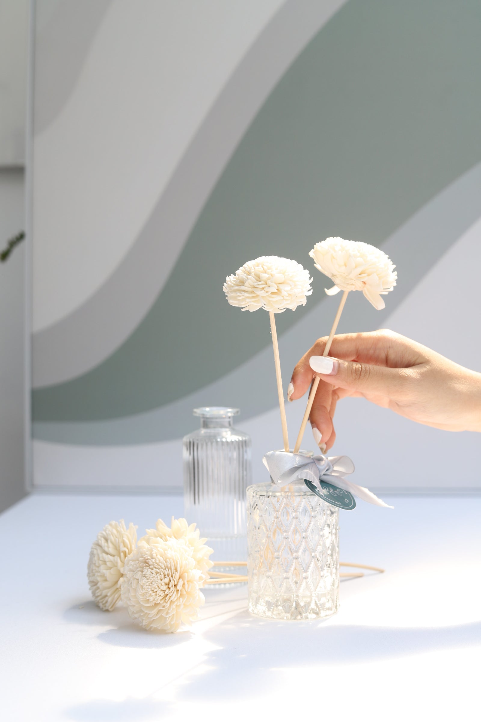 reed diffuser, diffuser flowers, lavender scent, frangrance diffuser, diffuser, scented oil, eucalyptus, artificial flowers,Wood Flower Diffuser, Sola Flower Diffuser, Essential Oil Diffuser, Gift for Mom, Gift for Her, Flower Reed Diffuser, Sola Wood Flowers, Diffuser Gift Set, Wood Floral Decor, Gift for Teacher, Dried Floral Design, Natural DIY Wedding Flowers, Wedding Gift, Shower Gift, Floral Arrangement, Table Centerpieces